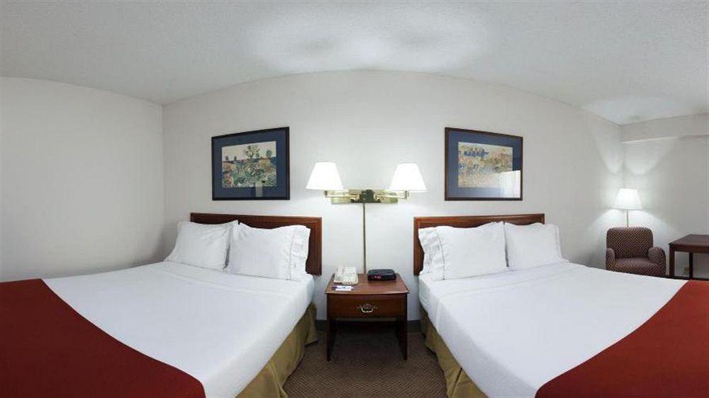Holiday Inn Express Middlesboro By Ihg Exterior photo