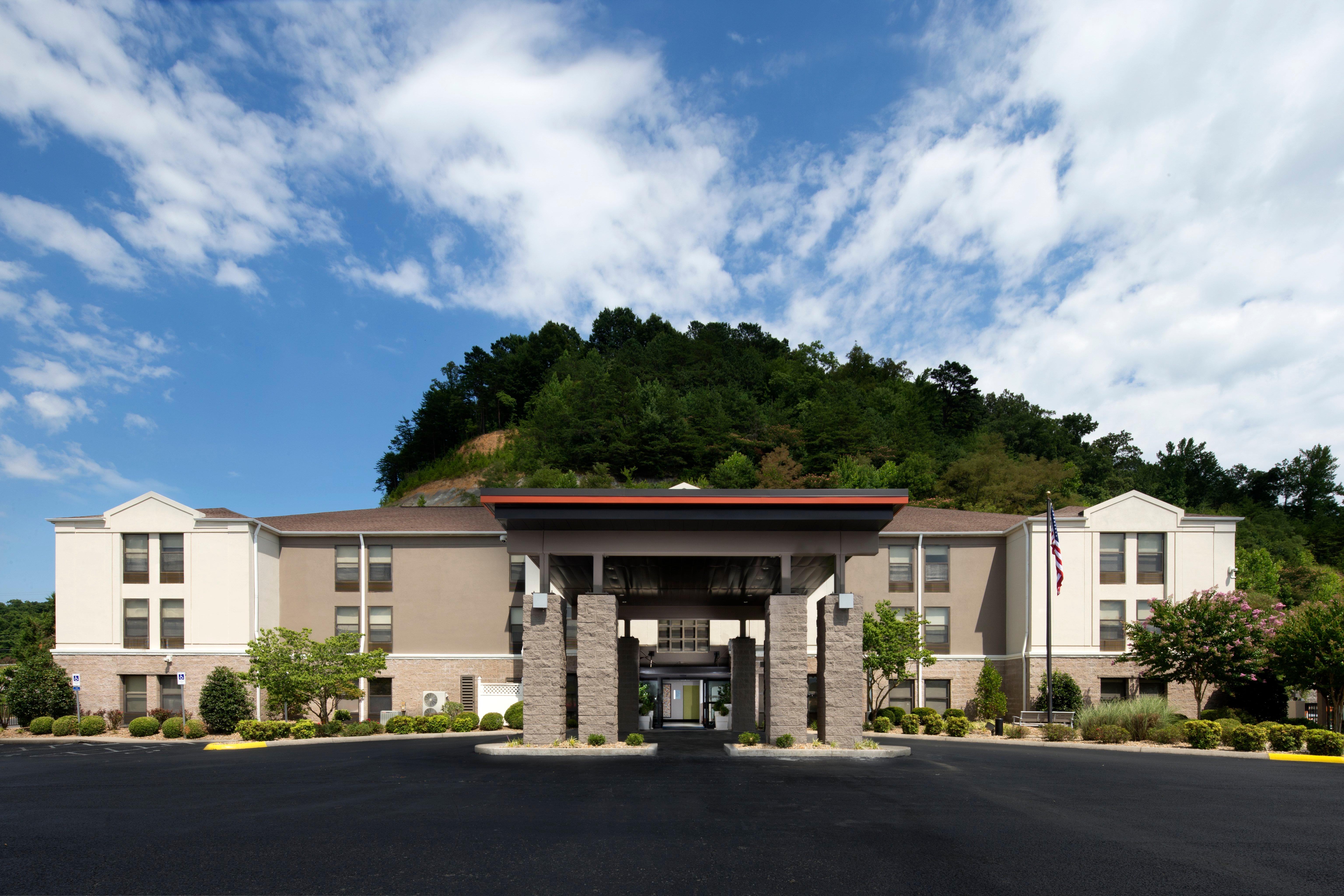 Holiday Inn Express Middlesboro By Ihg Exterior photo