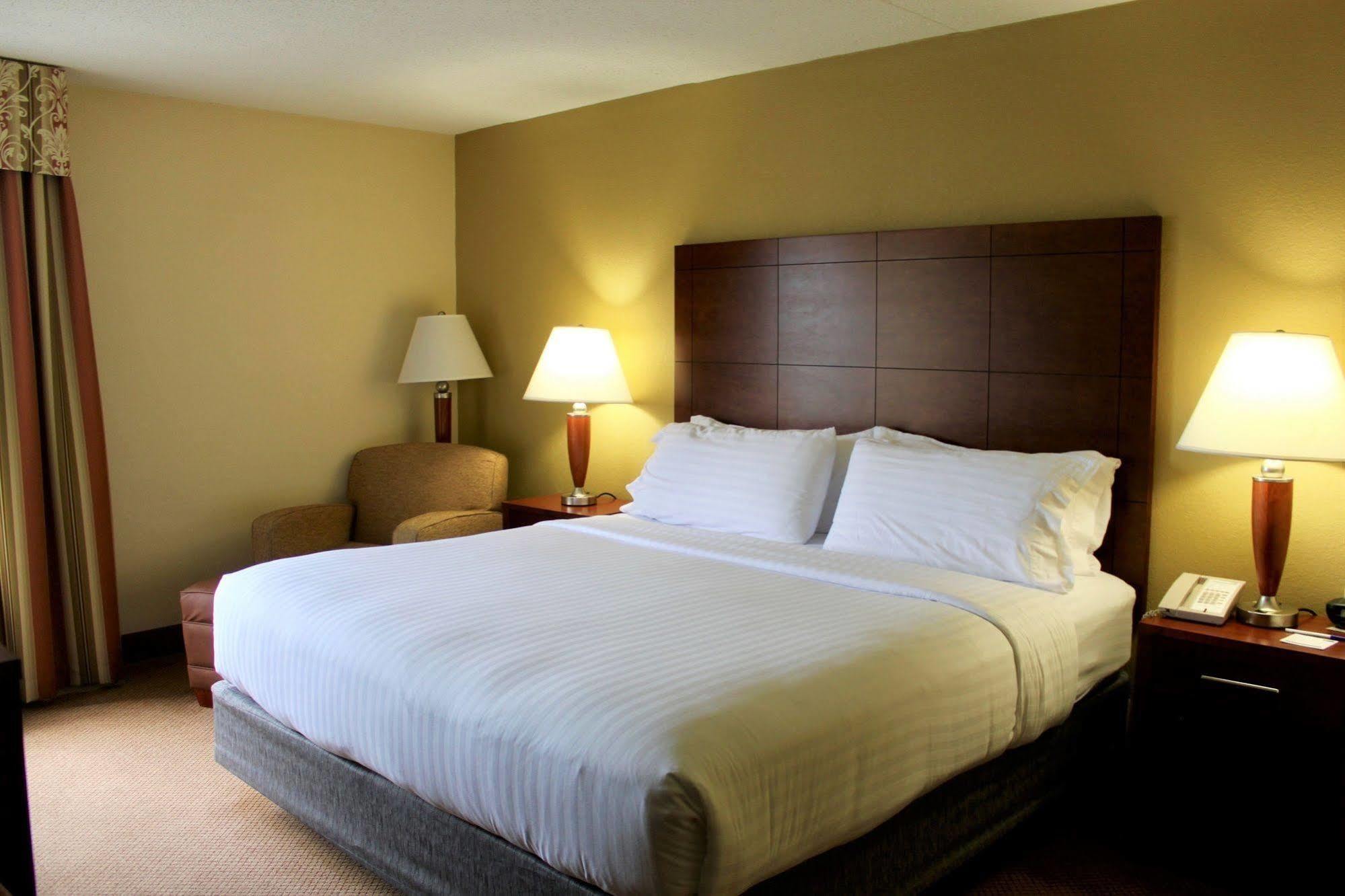 Holiday Inn Express Middlesboro By Ihg Exterior photo